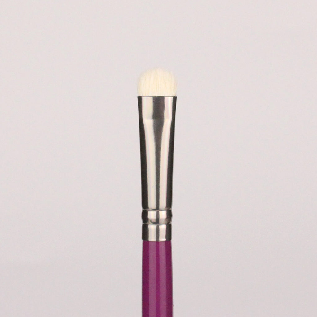 BB28 Flat shadow brush